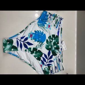 NWT XL Cupshe Bikini Bottoms